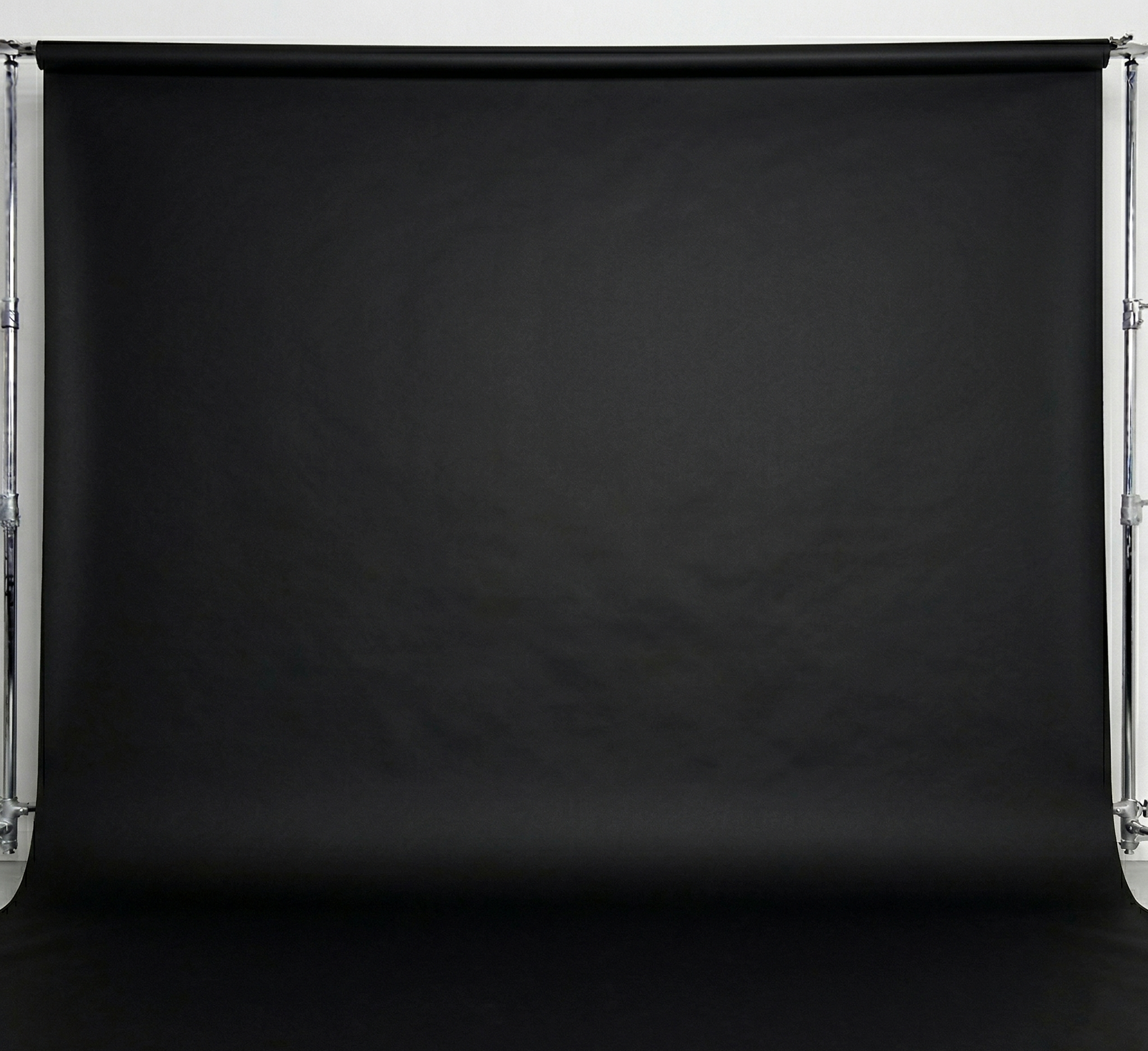 A-Black 44 - Negro